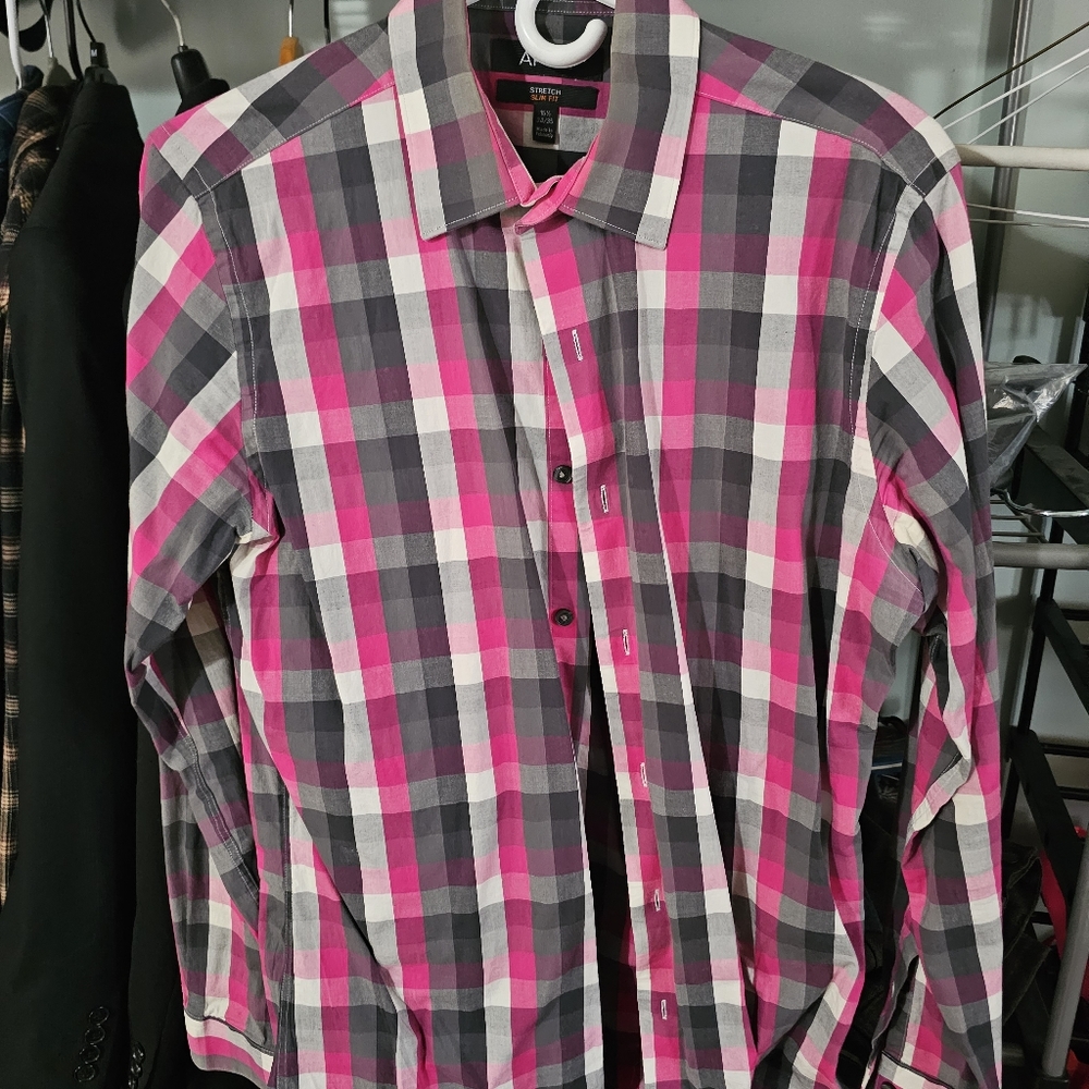 Apt9 pink plaid button down shirt